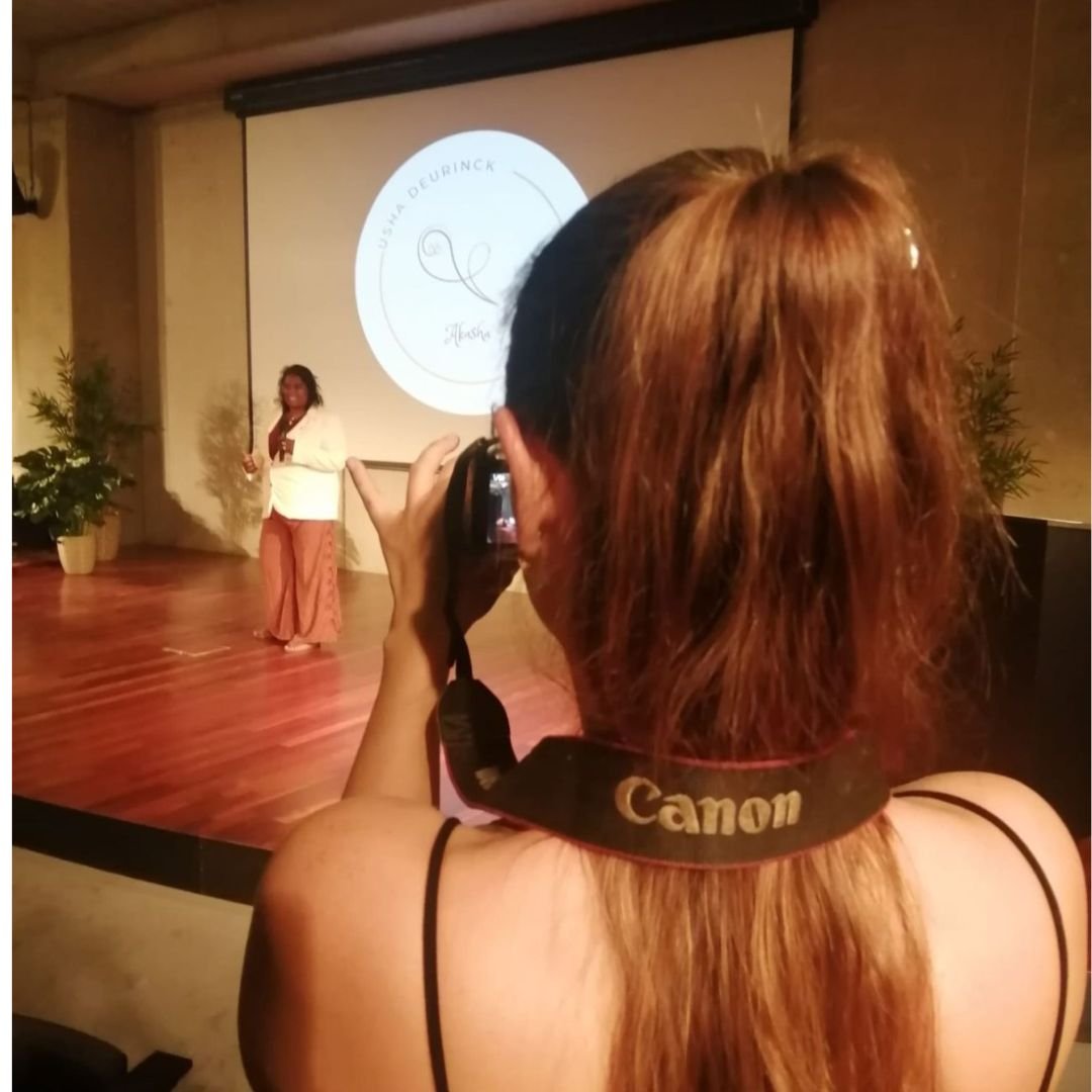 Svetlana in actie tijdens een foto opdracht